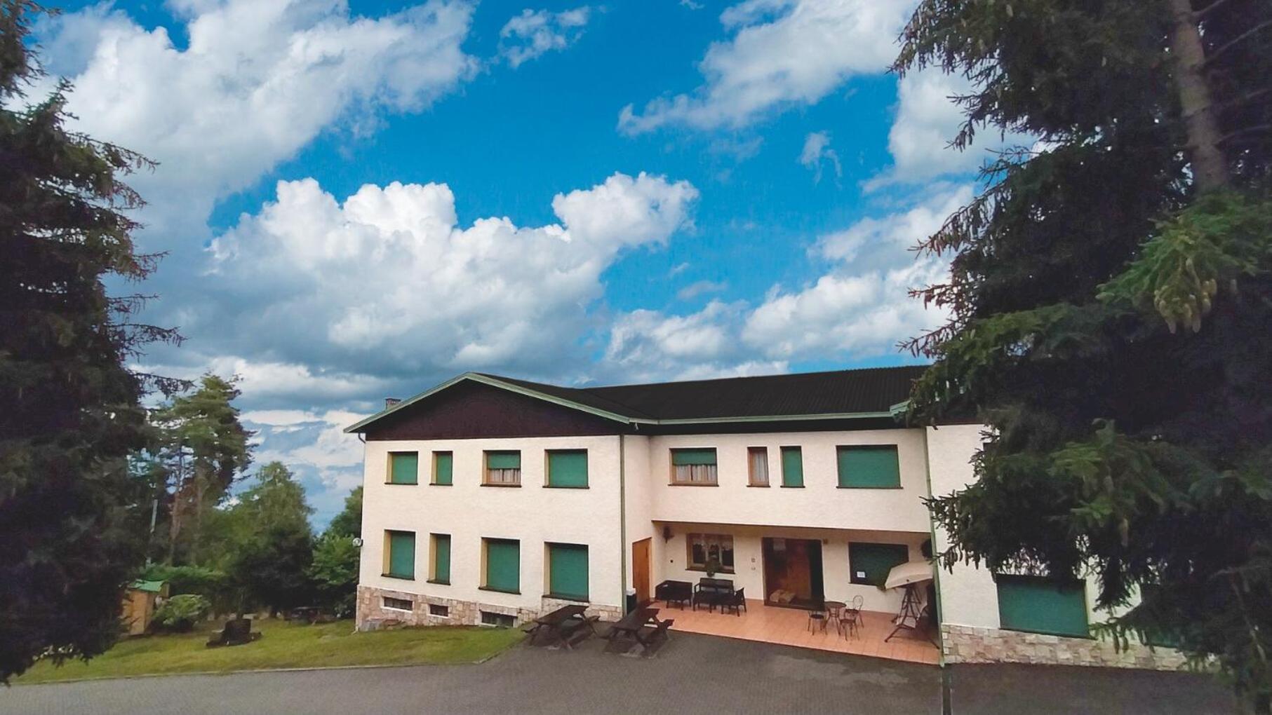 HOTEL BELLAVISTA Costiera dei Cech Morbegno Civo Exterior foto
